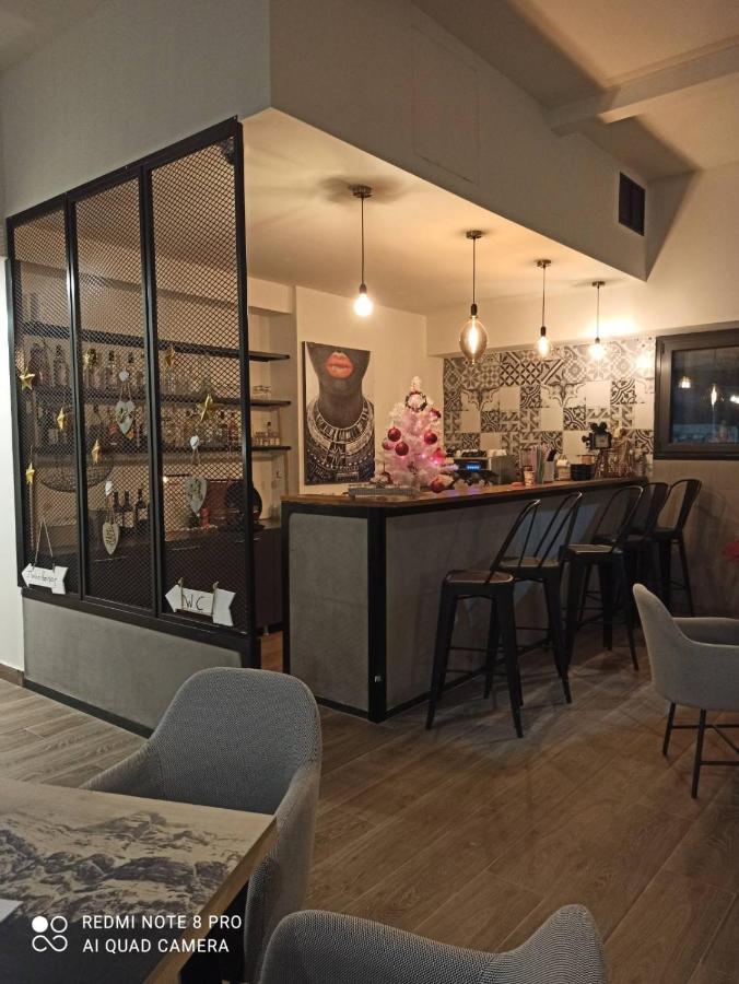 Hotel Koferita Melissourgoi エクステリア 写真